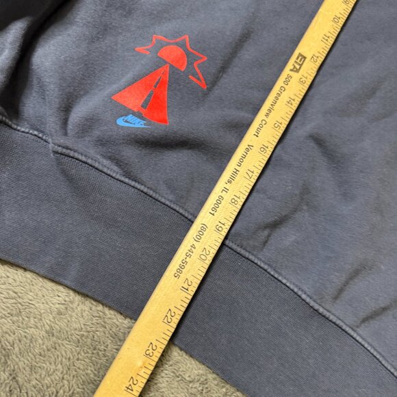 Nike Go the Extra Smile Cropped Crewneck Sweatshirt Navy Smiley Swoosh Graphic S - Picture 8 of 10